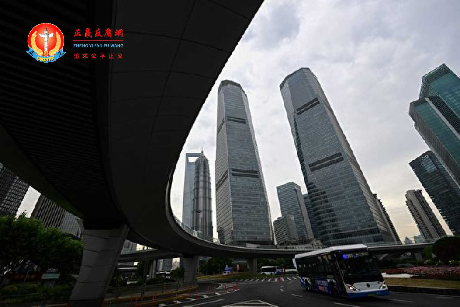 上海陆家嘴区金融中心景观。.jpg 上海陆家嘴区金融中心景观。.jpg