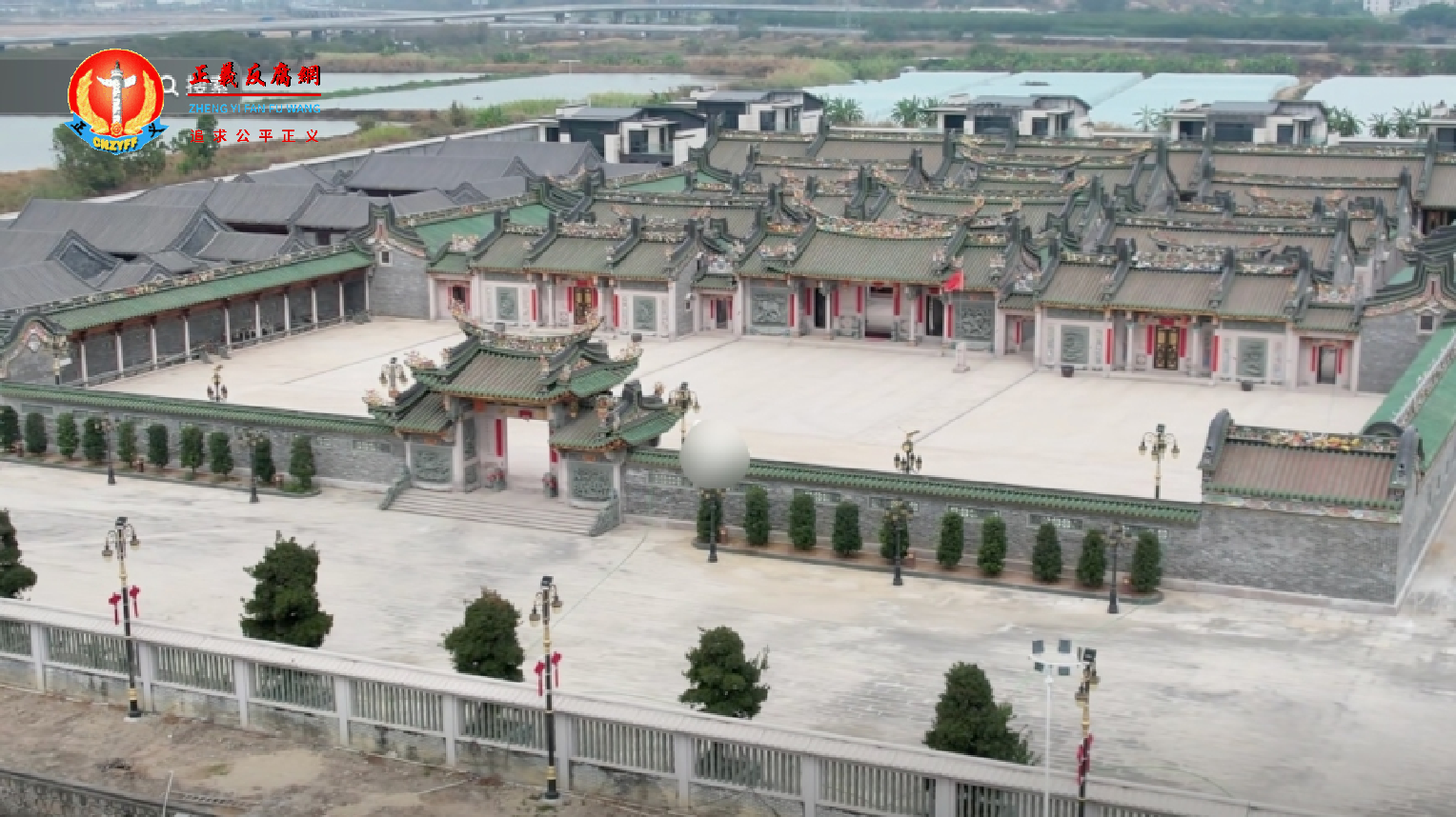 遭强拆前的“英之园”。.png